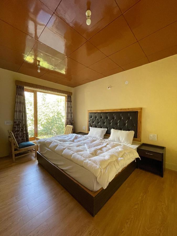 Hinjuma Guest House Leh Buitenkant foto