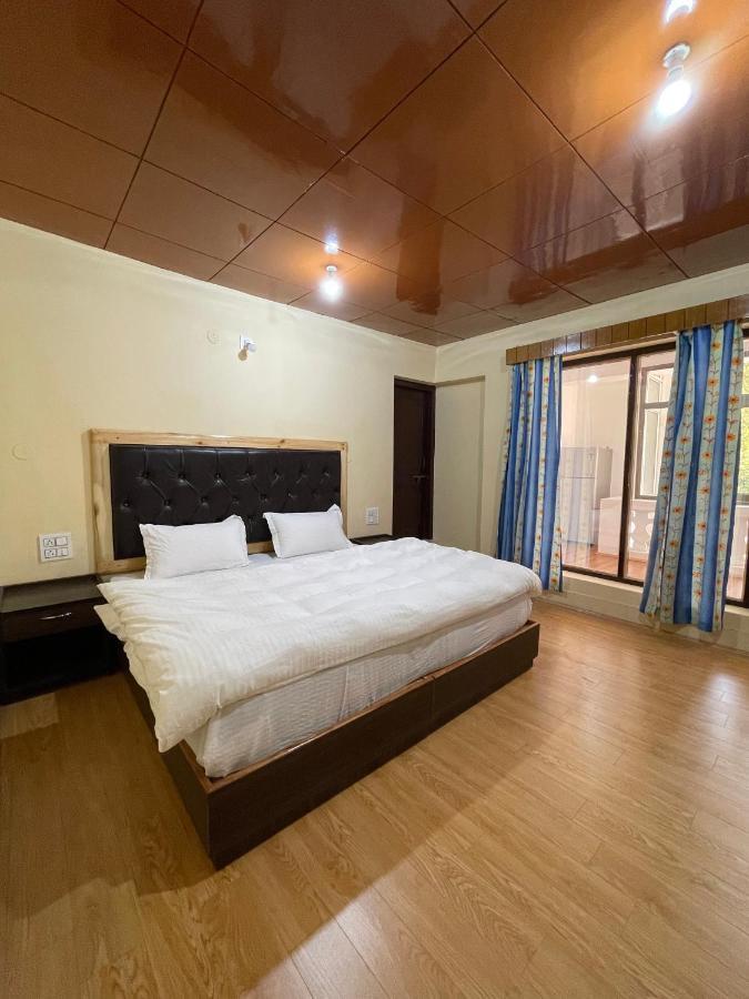 Hinjuma Guest House Leh Buitenkant foto